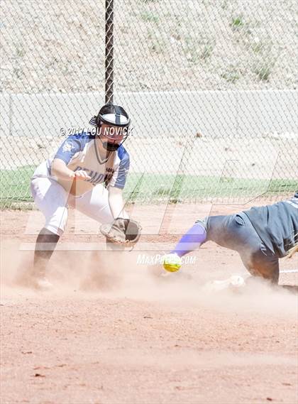 Thumbnail 3 in Santa Fe vs. Manzano photogallery.