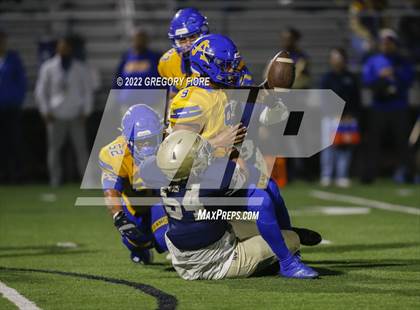 Thumbnail 3 in Bishop Amat @ Notre Dame (SO) photogallery.
