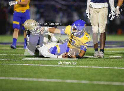Thumbnail 3 in Bishop Amat @ Notre Dame (SO) photogallery.