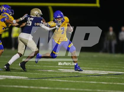 Thumbnail 1 in Bishop Amat @ Notre Dame (SO) photogallery.