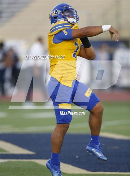 Thumbnail 1 in Bishop Amat @ Notre Dame (SO) photogallery.