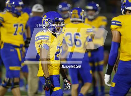 Thumbnail 2 in Bishop Amat @ Notre Dame (SO) photogallery.