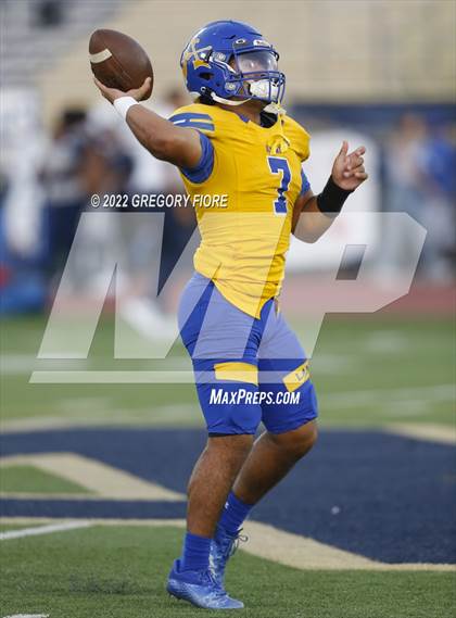 Thumbnail 2 in Bishop Amat @ Notre Dame (SO) photogallery.