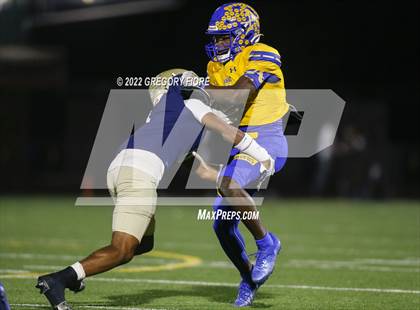 Thumbnail 1 in Bishop Amat @ Notre Dame (SO) photogallery.