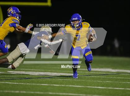 Thumbnail 2 in Bishop Amat @ Notre Dame (SO) photogallery.