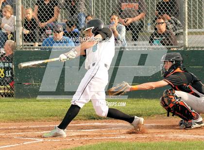 Thumbnail 3 in Athenian vs Deer Valley photogallery.