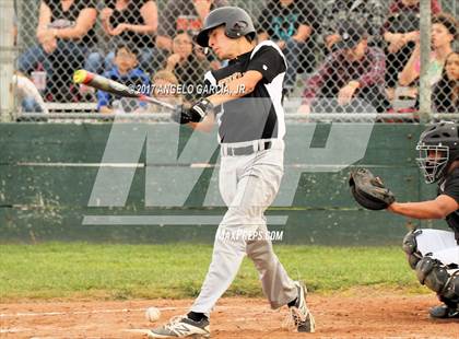 Thumbnail 3 in Athenian vs Deer Valley photogallery.