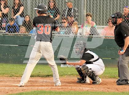 Thumbnail 3 in Athenian vs Deer Valley photogallery.