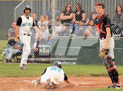 Thumbnail 3 in Athenian vs Deer Valley photogallery.