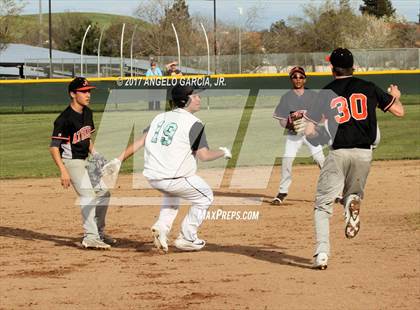 Thumbnail 3 in Athenian vs Deer Valley photogallery.