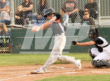 Thumbnail 3 in Athenian vs Deer Valley photogallery.