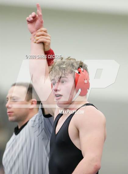 Thumbnail 1 in Section 5 Supersectionals (Division 2 Finals) photogallery.