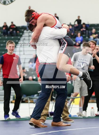 Thumbnail 3 in Section 5 Supersectionals (Division 2 Finals) photogallery.