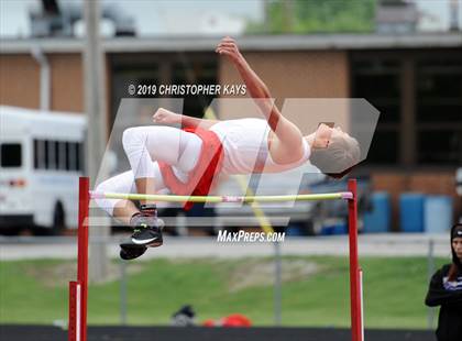 Thumbnail 2 in Southern Illinois River-to-River Conference Meet (Nashville) photogallery.