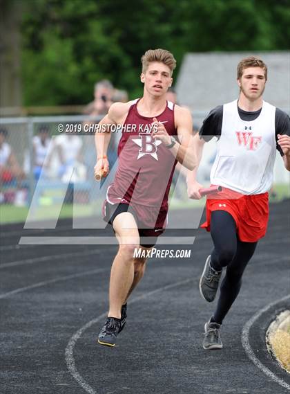 Thumbnail 1 in Southern Illinois River-to-River Conference Meet (Nashville) photogallery.