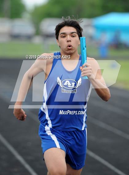 Thumbnail 3 in Southern Illinois River-to-River Conference Meet (Nashville) photogallery.