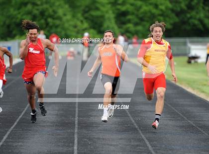 Thumbnail 2 in Southern Illinois River-to-River Conference Meet (Nashville) photogallery.