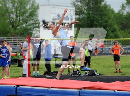 Thumbnail 3 in Southern Illinois River-to-River Conference Meet (Nashville) photogallery.