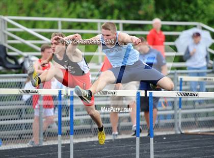 Thumbnail 2 in Southern Illinois River-to-River Conference Meet (Nashville) photogallery.