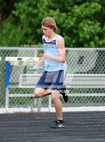 Thumbnail 3 in Southern Illinois River-to-River Conference Meet (Nashville) photogallery.