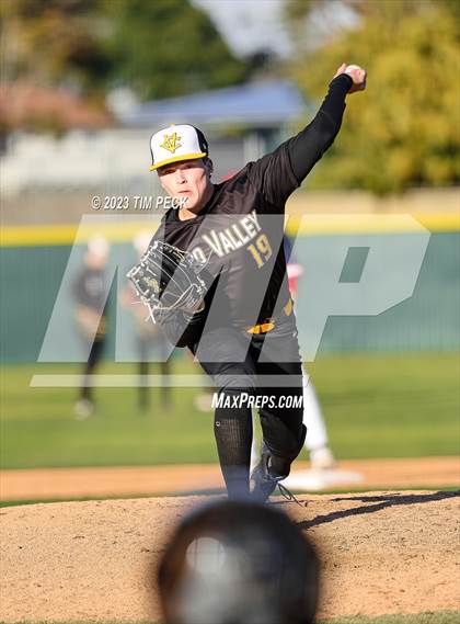 Thumbnail 2 in Capistrano Valley @ Los Alamitos photogallery.
