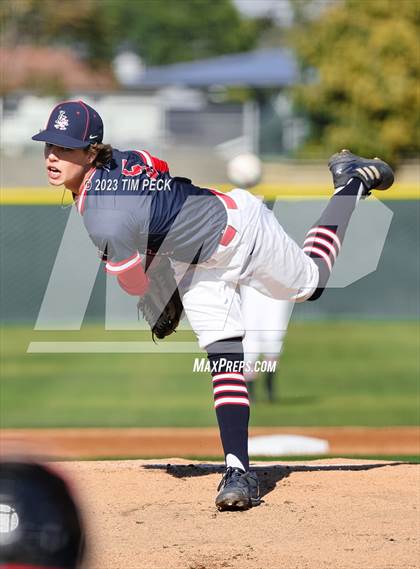 Thumbnail 2 in Capistrano Valley @ Los Alamitos photogallery.