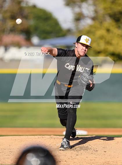 Thumbnail 2 in Capistrano Valley @ Los Alamitos photogallery.