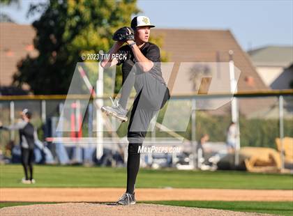 Thumbnail 1 in Capistrano Valley @ Los Alamitos photogallery.