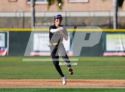 Thumbnail 3 in Capistrano Valley @ Los Alamitos photogallery.
