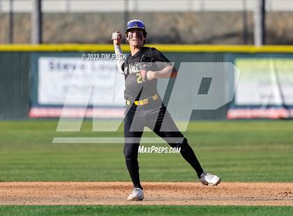 Thumbnail 3 in Capistrano Valley @ Los Alamitos photogallery.