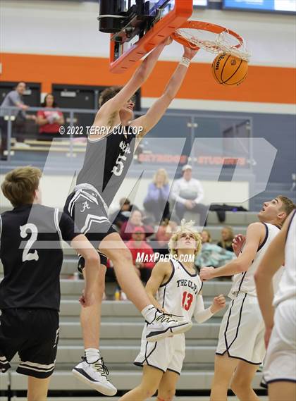 Thumbnail 1 in Crimson Cliffs vs. Alta (Falcon Classic) photogallery.
