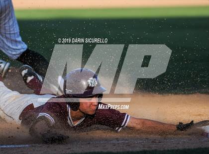 Thumbnail 3 in Mountain Ridge vs. Basha (AIA 6A Round 2 Playoff) photogallery.