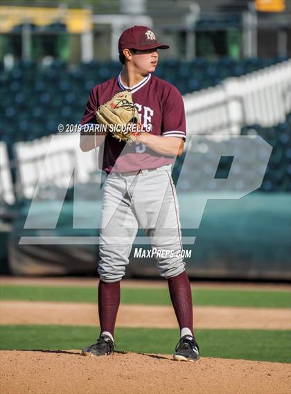 Thumbnail 3 in Mountain Ridge vs. Basha (AIA 6A Round 2 Playoff) photogallery.