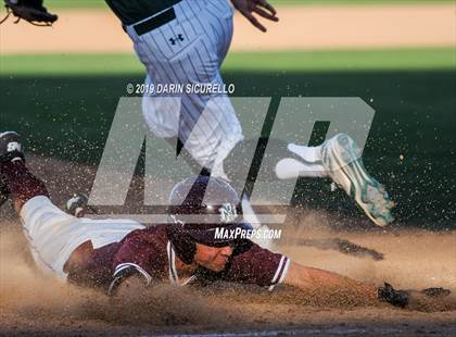 Thumbnail 2 in Mountain Ridge vs. Basha (AIA 6A Round 2 Playoff) photogallery.