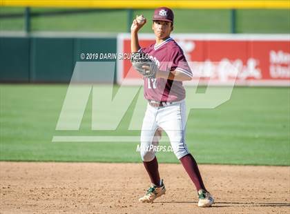 Thumbnail 1 in Mountain Ridge vs. Basha (AIA 6A Round 2 Playoff) photogallery.