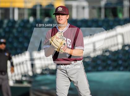 Thumbnail 3 in Mountain Ridge vs. Basha (AIA 6A Round 2 Playoff) photogallery.