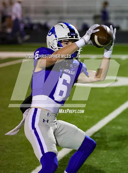 Thumbnail 2 in Lampasas vs. Pecos (UIL 4A Division 1 Bi District) photogallery.