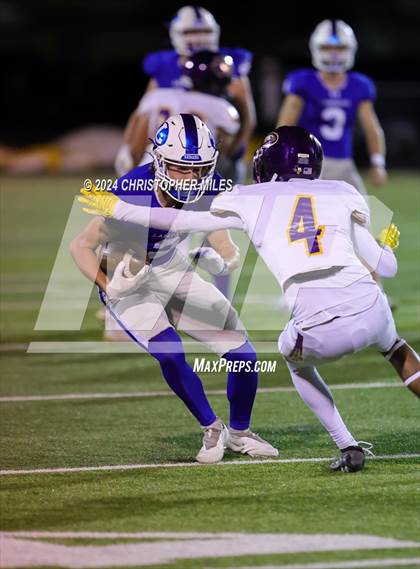 Thumbnail 1 in Lampasas vs. Pecos (UIL 4A Division 1 Bi District) photogallery.
