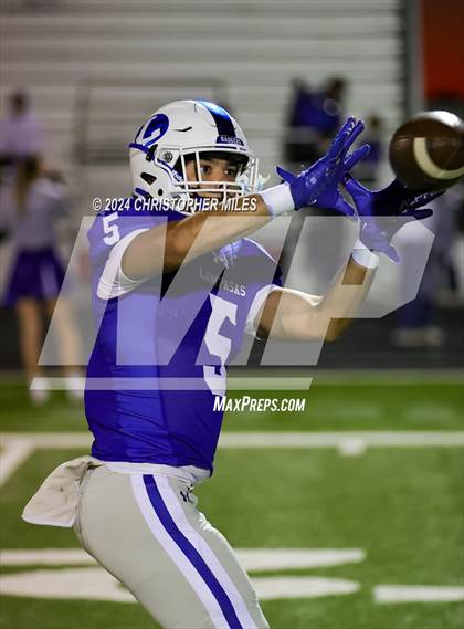 Thumbnail 1 in Lampasas vs. Pecos (UIL 4A Division 1 Bi District) photogallery.