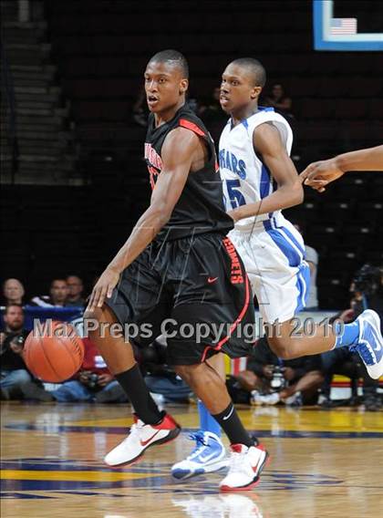 Thumbnail 1 in Newark Memorial vs. Westchester (CIF State D1 Final) photogallery.