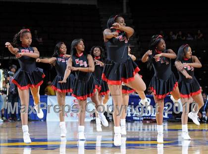 Thumbnail 3 in Newark Memorial vs. Westchester (CIF State D1 Final) photogallery.