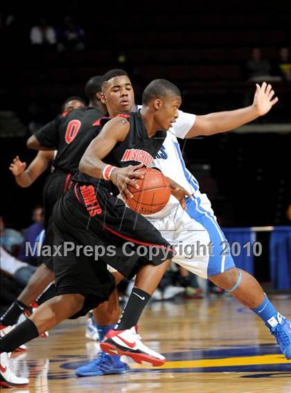 Thumbnail 2 in Newark Memorial vs. Westchester (CIF State D1 Final) photogallery.