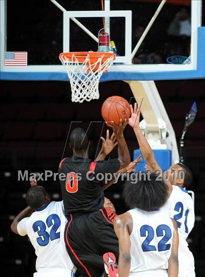 Thumbnail 1 in Newark Memorial vs. Westchester (CIF State D1 Final) photogallery.