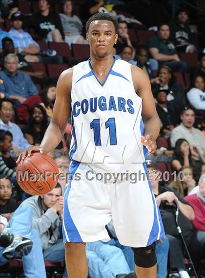 Thumbnail 1 in Newark Memorial vs. Westchester (CIF State D1 Final) photogallery.