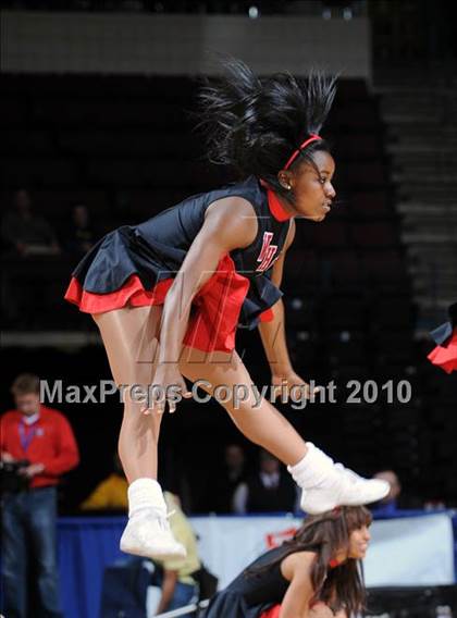 Thumbnail 3 in Newark Memorial vs. Westchester (CIF State D1 Final) photogallery.