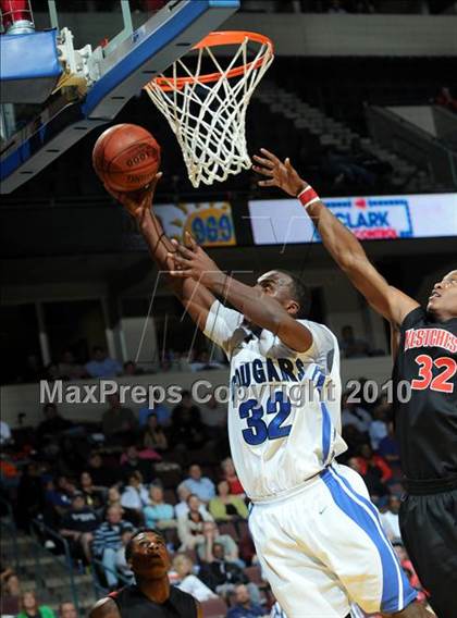 Thumbnail 2 in Newark Memorial vs. Westchester (CIF State D1 Final) photogallery.