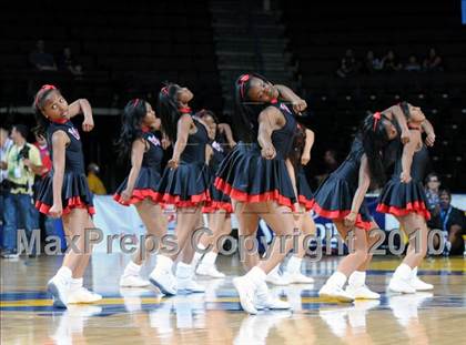 Thumbnail 2 in Newark Memorial vs. Westchester (CIF State D1 Final) photogallery.