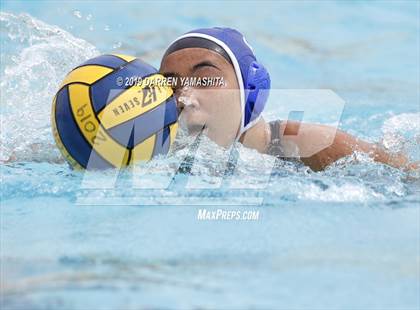 Thumbnail 2 in Irvington vs. James Logan photogallery.