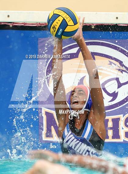 Thumbnail 3 in Irvington vs. James Logan photogallery.