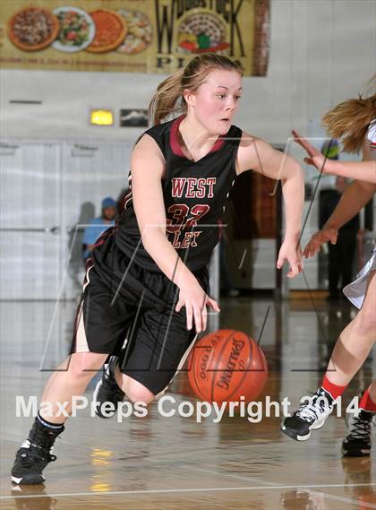 Thumbnail 3 in West Valley vs. Corning (CIF NS D4 Final) photogallery.